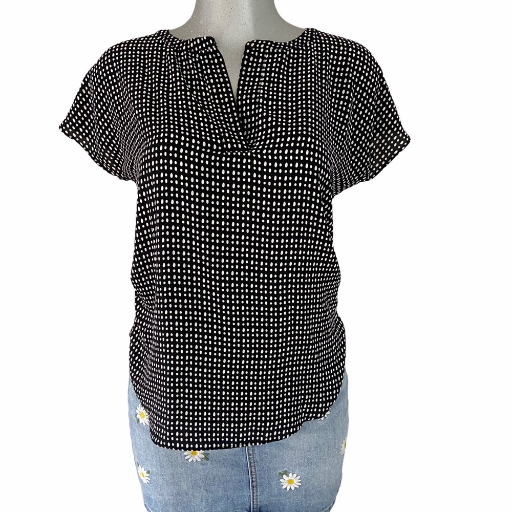 Loft Polka Dot Office/Career Top Black/White V-Neck Short Sleeve Oversized XS